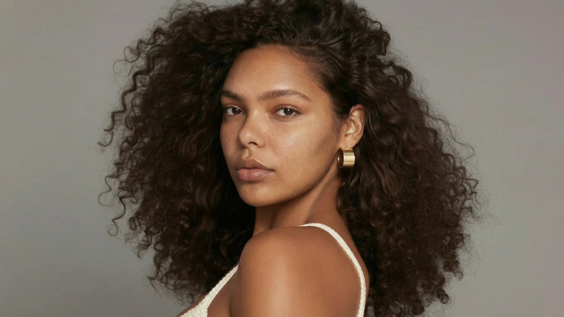 AIメイクアップジェネレーターサンプル：サンキスドブロンズ適用後